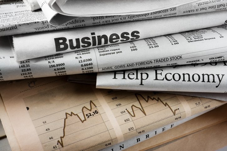 Comparação entre Obama e Trump em relação à economia e inflação.